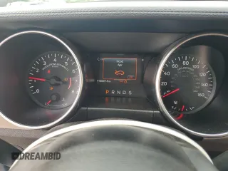 2019 Ford Mustang EcoBoost z VIN 1FATP8UH6K5162511, wystawiony jako Copart lot #62130385 z przebiegiem 115 537 mil mil oraz Szkoda całkowita • Salvage title. Historia ofert i sprzedaży dostępna na DreamBid. Obrazek 9.