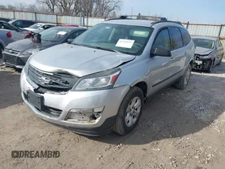 2013 Chevrolet Traverse LS with VIN 1GNKRFEDXDJ268221, listed as a IAAI auction lot 41722075 with 142,993 mi miles. Bid and sale history available at carsss.com. Image 2.