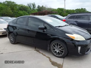 2013 Toyota Prius One with VIN JTDKN3DU3D5688397, listed as a IAAI auction lot 42140613 with 187,679 mi miles. Bid and sale history available at carsss.com. Image 13.