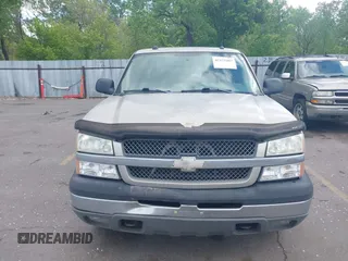 2005 Chevrolet Silverado 1500 Z71 with VIN 1GCEK19Z55Z212497, listed as a IAAI auction lot 42172303 with 322,246 mi miles and . Bid and sale history available at DreamBid. Image 6.