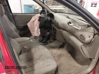 1999 Pontiac Sunfire SE z VIN 1G2JB524XX7547651, wystawiony jako IAAI lot #41962158 z przebiegiem 130 385 mil mil oraz . Historia ofert i sprzedaży dostępna na DreamBid. Obrazek 5.