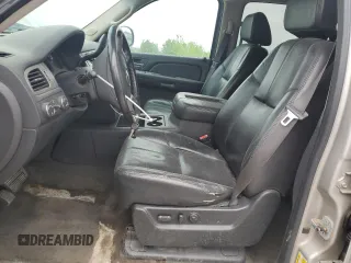 2008 Chevrolet Suburban LTZ with VIN 3GNFK16308G157294, listed as a Copart auction lot 57337905 with 312,276 mi miles and Clean title. Bid and sale history available at DreamBid. Image 7.