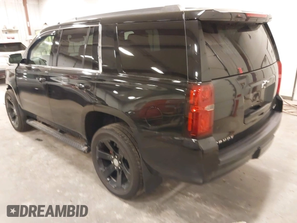 2017 Chevrolet Tahoe LT z VIN 1GNSKBKC6HR310870, wystawiony jako IAAI lot #41975056 z przebiegiem 124 418 mil mil oraz . Historia ofert i sprzedaży dostępna na DreamBid. Obrazek 3.