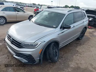 2022 Volkswagen Tiguan SE R-Line Black с VIN 3VVCB7AX6NM075609, выставлен на аукционе IAAI как лот 42156893 с пробегом 189 280 миль миль и . История ставок и продаж доступна на DreamBid. Изображение 18.