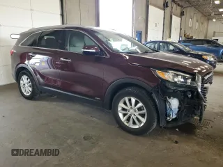 2017 Kia Sorento LX z VIN 5XYPGDA37HG289670, wystawiony jako Copart lot #61502485 z przebiegiem 87 309 mil mil oraz Szkoda całkowita • Salvage title. Historia ofert i sprzedaży dostępna na DreamBid. Obrazek 4.