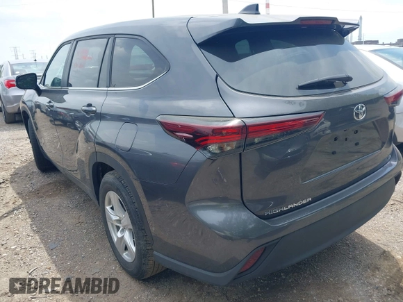 2024 Toyota Highlander LE z VIN 5TDKDRAH6RS539383, wystawiony jako IAAI lot #42267073 z przebiegiem 26 293 mil mil oraz . Historia ofert i sprzedaży dostępna na DreamBid. Obrazek 3.