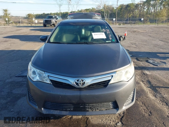 2014 Toyota Camry L with VIN 4T1BF1FK9EU467810, listed as a IAAI auction lot 41832292 with 178,115 mi miles. Bid and sale history available at carsss.com. Image 12.