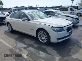 2009 BMW 7 Series 750i with VIN WBAKA83519CY33892, listed as a IAAI auction lot 41913792 with 83,184 mi miles and . Bid and sale history available at DreamBid. Image 1.