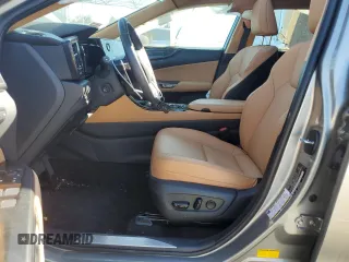 2024 Lexus NX 350h Premium z VIN 2T2GKCEZ8RC026538, wystawiony jako Copart lot #81780884 z przebiegiem 9 687 mil mil oraz Szkoda całkowita • Salvage title. Historia ofert i sprzedaży dostępna na DreamBid. Obrazek 7.