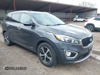 2018 Kia Sorento EX with VIN 5XYPHDA5XJG349848, listed as a IAAI auction lot 42053441 with 135,538 mi miles and . Bid and sale history available at carsss.com. Image 1.