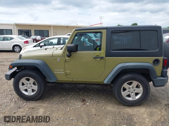 2013 Jeep Wrangler Sport z VIN 1C4AJWAG8DL535534, wystawiony jako IAAI lot #42454222 z przebiegiem 120 355 mil mil oraz . Historia ofert i sprzedaży dostępna na DreamBid. Obrazek 14.