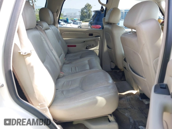 2004 Cadillac Escalade with VIN 1GYEC63T74R310907, listed as a IAAI auction lot 42747095 with 165,755 mi miles and . Bid and sale history available at DreamBid. Image 8.