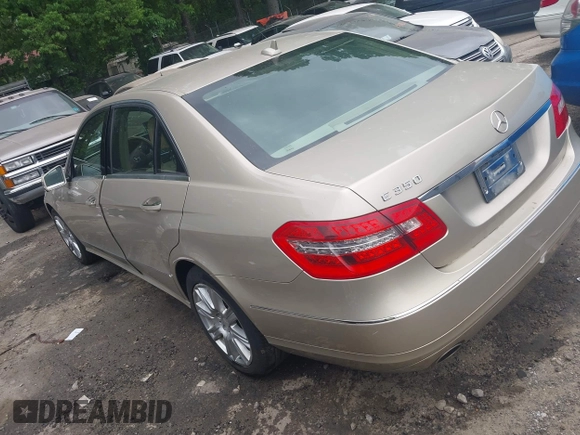 2013 Mercedes-Benz E 350 Luxury with VIN WDDHF5KB4DA728326, listed as a IAAI auction lot 42097905 with 120,370 mi miles and . Bid and sale history available at DreamBid. Image 3.