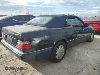 1994 Mercedes-Benz E Class with VIN WDBEA66EXRC086128, listed as a Copart auction lot 74996054 with 0 mi miles and Salvage Title. Bid and sale history available at carsss.com. Image 3.