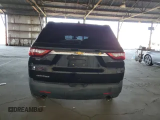 2018 Chevrolet Traverse LS z VIN 1GNERFKW5JJ132772, wystawiony jako Copart lot #57507055 z przebiegiem 121 717 mil mil oraz Czysty tytuł • Clean title. Historia ofert i sprzedaży dostępna na DreamBid. Obrazek 6.