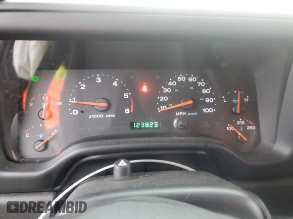 2003 Jeep Wrangler X z VIN 1J4FA39S73P355945, wystawiony jako Copart lot #43667775 z przebiegiem 123 823 mil mil oraz Czysty tytuł • Clean title. Historia ofert i sprzedaży dostępna na DreamBid. Obrazek 9.