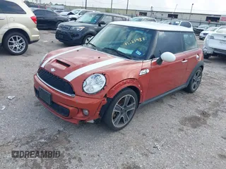 2012 MINI Hardtop S with VIN WMWSV3C54CTY17779, listed as a IAAI auction lot 42121487 with 134,176 mi miles and . Bid and sale history available at DreamBid. Image 2.