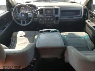 2018 Ram 2500 Tradesman with VIN 3C6UR5HL4JG347483, listed as a Copart auction lot 51301245 with 219,190 mi miles and Clean Title. Bid and sale history available at carsss.com. Image 8.