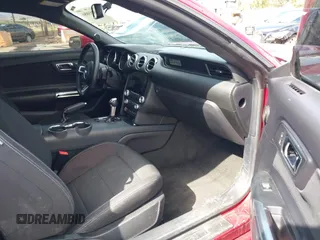 2015 Ford Mustang V6 с VIN 1FA6P8AM1F5338840, выставлен на аукционе IAAI как лот 42255886 с пробегом 82 087 миль миль и . История ставок и продаж доступна на DreamBid. Изображение 5.