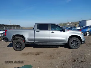 2025 Chevrolet Silverado 1500 LT Trail Boss with VIN 3GCUKFED7SG169683, listed as a IAAI auction lot 42070492 with 3,800 mi miles and . Bid and sale history available at DreamBid. Image 14.