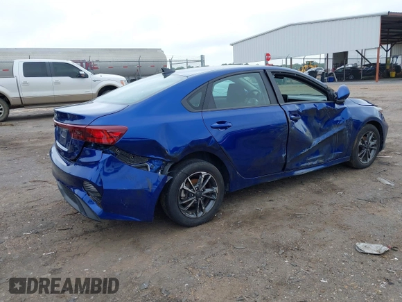 2024 Kia Forte LXS with VIN 3KPF24AD4RE708740, listed as a IAAI auction lot 42153113 with 35,054 mi miles and . Bid and sale history available at DreamBid. Image 4.