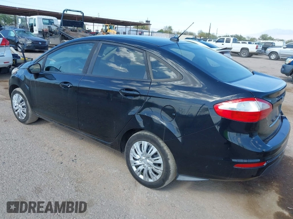 2016 Ford Fiesta S z VIN 3FADP4AJ5GM167558, wystawiony jako IAAI lot #42467875 z przebiegiem 171 565 mil mil oraz . Historia ofert i sprzedaży dostępna na DreamBid. Obrazek 3.