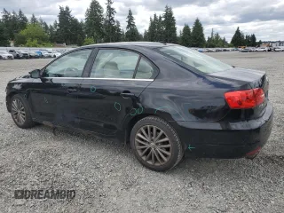 2011 Volkswagen Jetta SEL with VIN 3VWLZ7AJ1BM304504, listed as a Copart auction lot 60991215 with 189,148 mi miles and Salvage title. Bid and sale history available at DreamBid. Image 2.