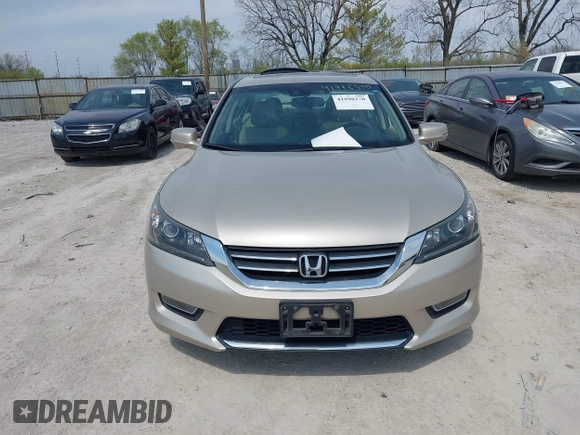 2013 Honda Accord Sdn EX-L with VIN 1HGCR2F88DA173150, listed as a IAAI auction lot 41998370 with 98,512 mi miles. Bid and sale history available at carsss.com. Image 12.