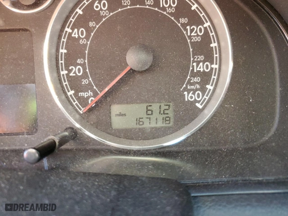 2005 Volkswagen Passat Sedan GLS with VIN WVWAD63B15P051921, listed as a Copart auction lot 75999664 with 167,118 mi miles and Salvage Title. Bid and sale history available at carsss.com. Image 9.