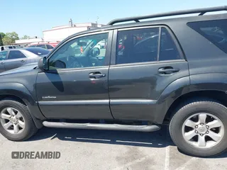2007 Toyota 4Runner SR5 with VIN JTEZU14R878089768, listed as a IAAI auction lot 41997364 with 189,295 mi miles and . Bid and sale history available at DreamBid. Image 14.