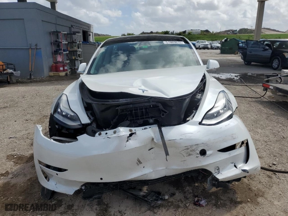2019 Tesla Model 3 Long Range with VIN 5YJ3E1EB9KF469445, listed as a Copart auction lot 51903615 with 70,362 mi miles and Clean Title. Bid and sale history available at carsss.com. Image 5.