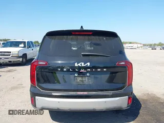 2024 Kia Telluride LX z VIN 5XYP24GC6RG482724, wystawiony jako IAAI lot #41806081 z przebiegiem 37 700 mil mil oraz . Historia ofert i sprzedaży dostępna na DreamBid. Obrazek 17.