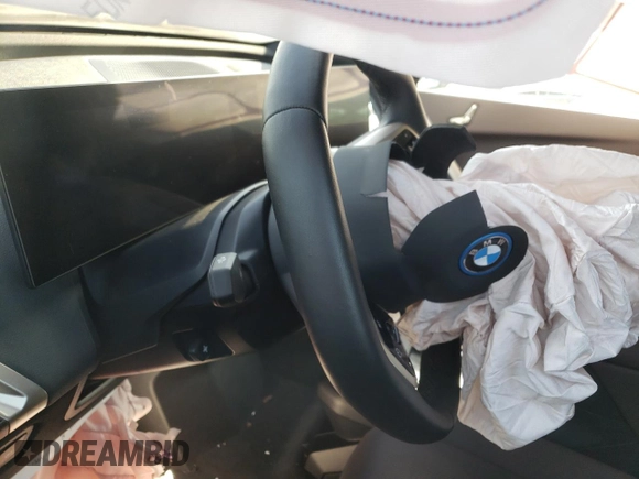 2023 BMW iX xDrive50 z VIN WB523CF07PCM92331, wystawiony jako Copart lot #64938133 z przebiegiem Nie podano mil oraz . Historia ofert i sprzedaży dostępna na DreamBid. Obrazek 9.