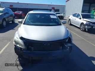 2013 Nissan Altima SV with VIN 1N4AL3AP7DC112135, listed as a IAAI auction lot 41720386 with 171,721 mi miles and . Bid and sale history available at carsss.com. Image 13.