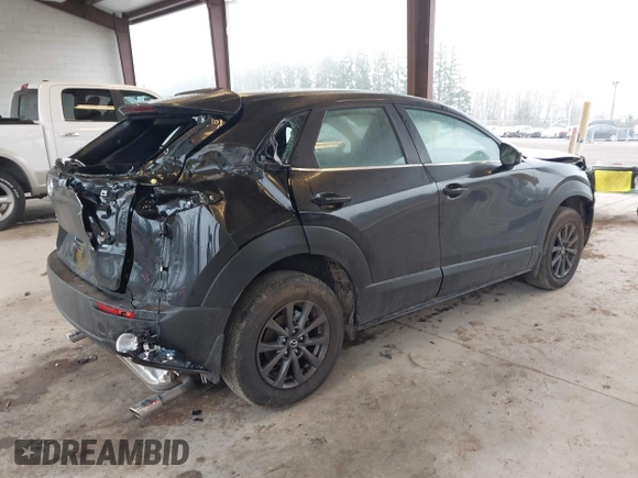 2024 Mazda CX-30 2.5 S with VIN 3MVDMBAMXRM701947, listed as a IAAI auction lot 41264670 with 3,216 mi miles. Bid and sale history available at carsss.com. Image 4.