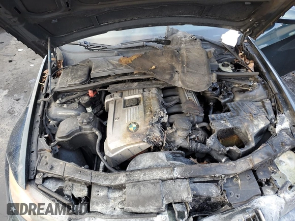 2006 BMW 3 Series 325xi with VIN WBAVD13526KV06530, listed as a Copart auction lot 46499785 with 200,726 mi miles and Salvage Title. Bid and sale history available at carsss.com. Image 11.