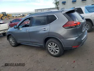 2018 Nissan Rogue SV z VIN KNMAT2MV4JP587809, wystawiony jako Copart lot #55093905 z przebiegiem 150 802 mil mil oraz Szkoda całkowita • Salvage title. Historia ofert i sprzedaży dostępna na DreamBid. Obrazek 2.