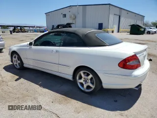 2007 Mercedes-Benz CLK 550 z VIN WDBTK72F97F222236, wystawiony jako Copart lot #60231835 z przebiegiem 123 549 mil mil oraz Czysty tytuł • Clean title. Historia ofert i sprzedaży dostępna na DreamBid. Obrazek 2.