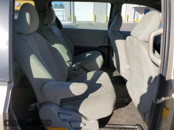 2014 Toyota Sienna L with VIN 5TDZK3DC7ES524046, listed as a Copart auction lot 44012975 with 0 mi miles and Salvage Title. Bid and sale history available at carsss.com. Image 12.
