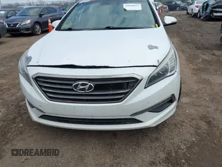 2015 Hyundai Sonata 2.4L Sport with VIN 5NPE34AF4FH117437, listed as a IAAI auction lot 42040653 with 265,603 mi miles. Bid and sale history available at carsss.com. Image 12.
