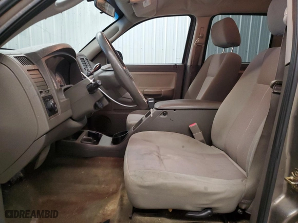 2006 Dodge Dakota SLT with VIN 1D7HE48K66S626575, listed as a Copart auction lot 87664485 with 142,127 mi miles and Clean Title. Bid and sale history available at carsss.com. Image 7.