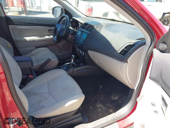 2017 Mitsubishi Outlander ES z VIN JA4AP3AU3HZ016259, wystawiony jako IAAI lot #42045220 z przebiegiem 182 159 mil mil oraz . Historia ofert i sprzedaży dostępna na DreamBid. Obrazek 5.