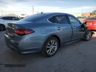 2018 Infiniti Q70 Luxe with VIN JN1BY1AR6JM220020, listed as a Copart auction lot 85592334 with 39,494 mi miles and Salvage title. Bid and sale history available at DreamBid. Image 3.