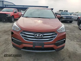 2017 Hyundai Santa Fe 2.4L z VIN 5XYZTDLB8HG442999, wystawiony jako Copart lot #58805795 z przebiegiem 166 204 mil mil oraz Nie do naprawy • Non repairable. Historia ofert i sprzedaży dostępna na DreamBid. Obrazek 5.