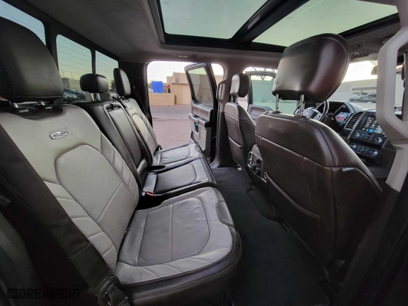 2019 Ford Super Duty F-450 DRW XL with VIN 1FT8W4DT3KEF69296, listed as a Copart auction lot 83964754 with 112,304 mi miles and Clean Title. Bid and sale history available at carsss.com. Image 6.