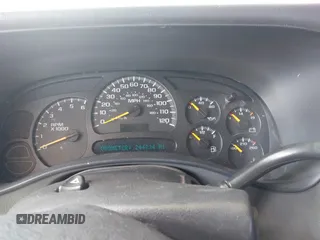 2005 Chevrolet Tahoe LS z VIN 1GNEK13T85J120343, wystawiony jako IAAI lot #42059003 z przebiegiem 244 834 mil mil oraz . Historia ofert i sprzedaży dostępna na DreamBid. Obrazek 7.