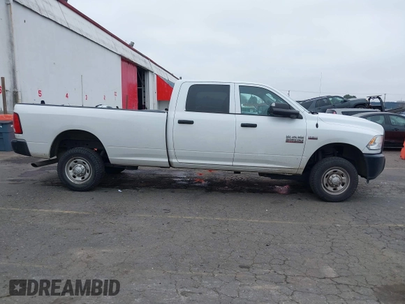2018 Ram 2500 Tradesman with VIN 3C6UR5HJ7JG240216, listed as a IAAI auction lot 41371971 with 143,069 mi miles and . Bid and sale history available at DreamBid. Image 13.