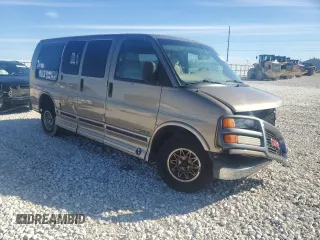 1997 GMC Savana with VIN 1GDFG15R9V1010302, listed as a Copart auction lot 88069445 with 242,106 mi miles and Salvage Title. Bid and sale history available at carsss.com. Image 4.