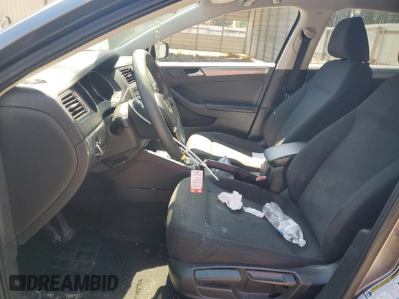 2015 Volkswagen Jetta SE with VIN 3VWD17AJXFM259533, listed as a Copart auction lot 52295555 with 170,886 mi miles and Salvage title. Bid and sale history available at DreamBid. Image 7.