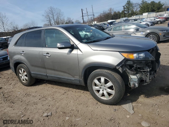 2012 Kia Sorento LX with VIN 5XYKTCA69CG295361, listed as a Copart auction lot 49089475 with 121,622 mi miles and Salvage Title. Bid and sale history available at carsss.com. Image 4.